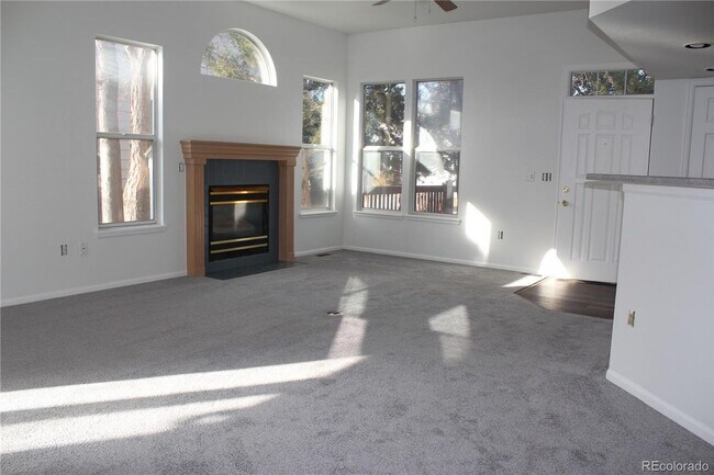 Building Photo - Home in Saddlebrook, Parker!
