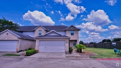 Building Photo - 2931 Meadowglen Cove
