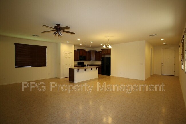 Foto del edificio - 15349 W Bloomfield Rd