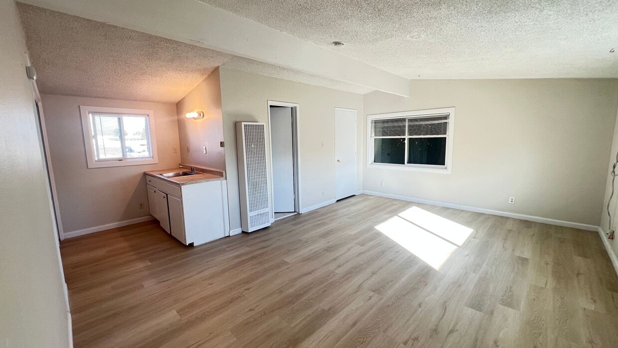 Primary Photo - Cute 1 Bedroom Unit in Buena Park Tri-Plex