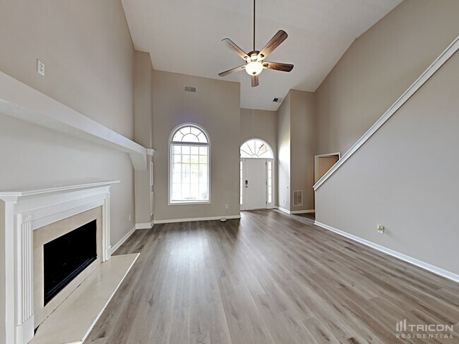 Building Photo - 404 Deer Run Ln