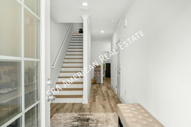 Building Photo - 22 Kara Lake Dr