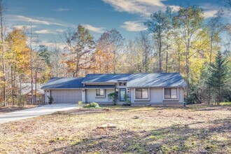 Building Photo - 3915 Stone Creek Cir