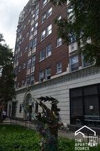 Building Photo - 6930 N Greenview Ave