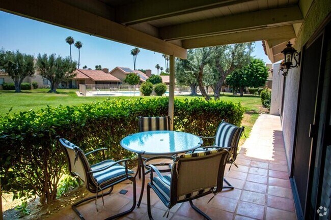 Los Cocos Apartments for Rent with Hardwood Floors Rancho Mirage CA