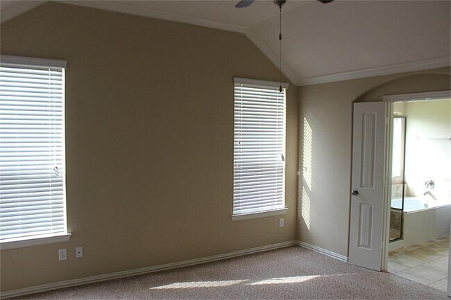 Master bedroom - 3127 Sherbrooke Canyon Ln
