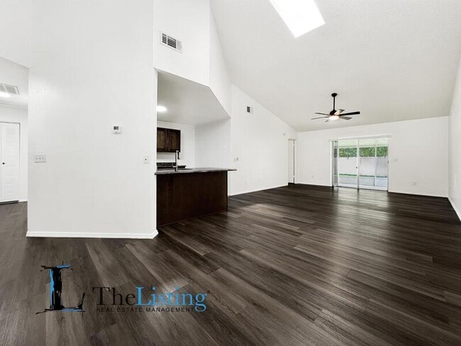 Building Photo - 1317 Coolridge Dr