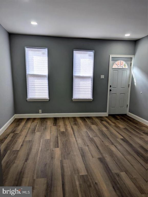 Foto del edificio - 1539 S Stillman St