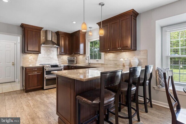 Foto del edificio - 1099 Armstrong Ct