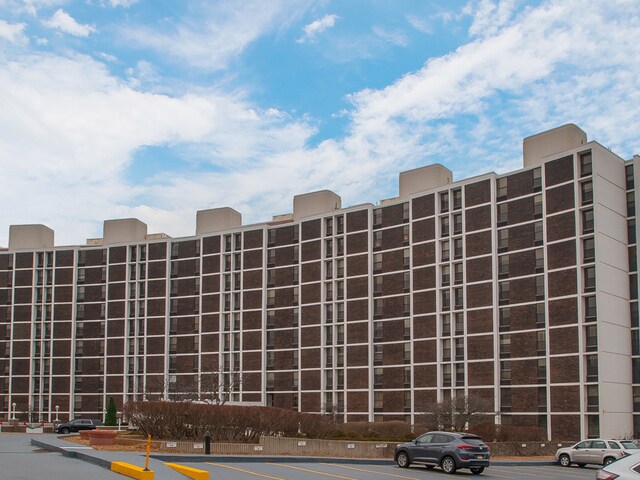 Foto principal - 1500 Sheridan Rd