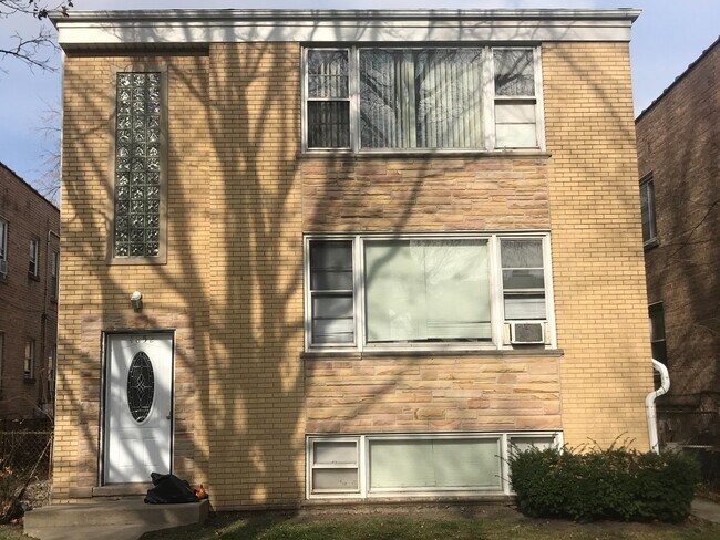 BUILDING_FRONT_VIEW - 4852 Hull St
