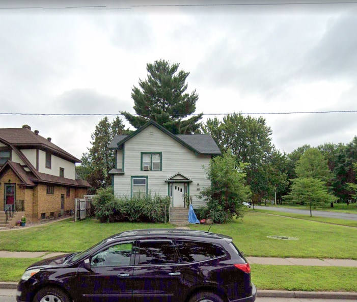 503 4th Ave Unit A, Eau Claire, WI 54703 Apartments in Eau Claire, WI