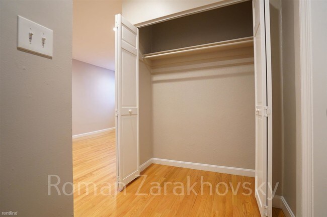 Building Photo - 1 br, 1 bath  - 1200 Commonwealth Ave # 22RZ