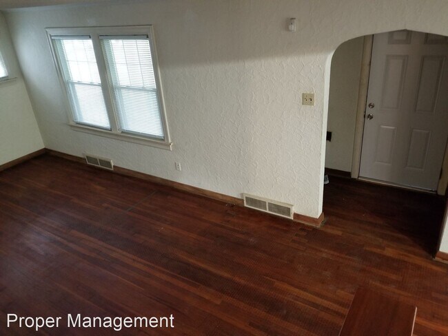 Building Photo - 5 br, 2.5 bath House - 71 West Bruce Avenue