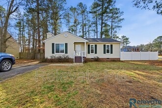 Building Photo - 2713 Chariot St