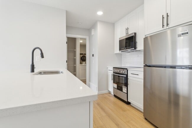 Building Photo - 20752-20724 24 Ave NW