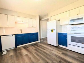 Building Photo - 12189 US Hwy 36