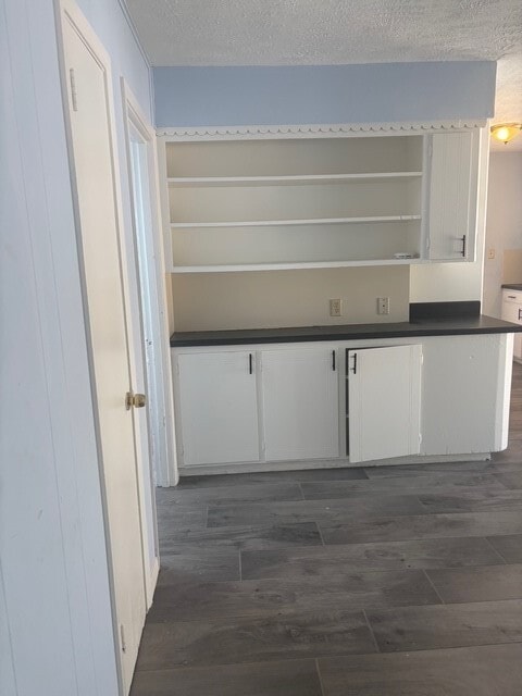 Foto del edificio - 2806 Summertime Dr