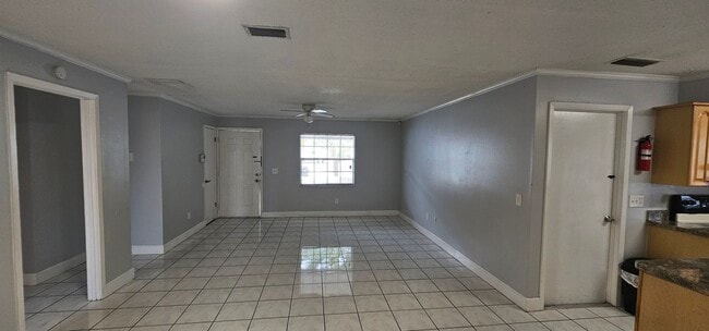 Photo - 3 BED / 2 BATH / 1 CAR GARAGE HOUSE (KISSIMMEE)