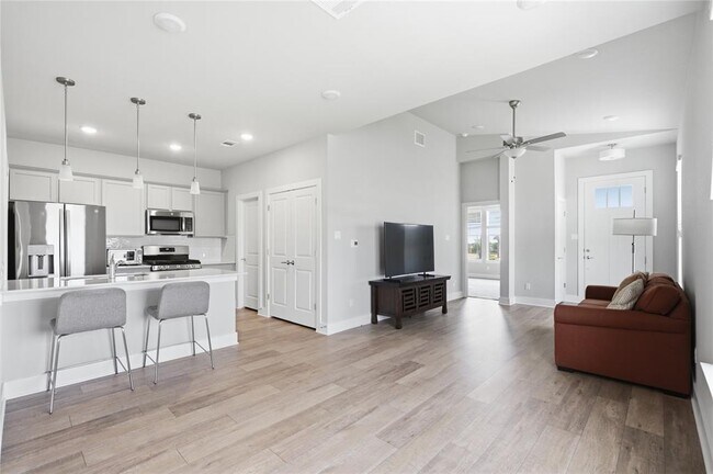 Foto del edificio - 135A Pinnacle Ln
