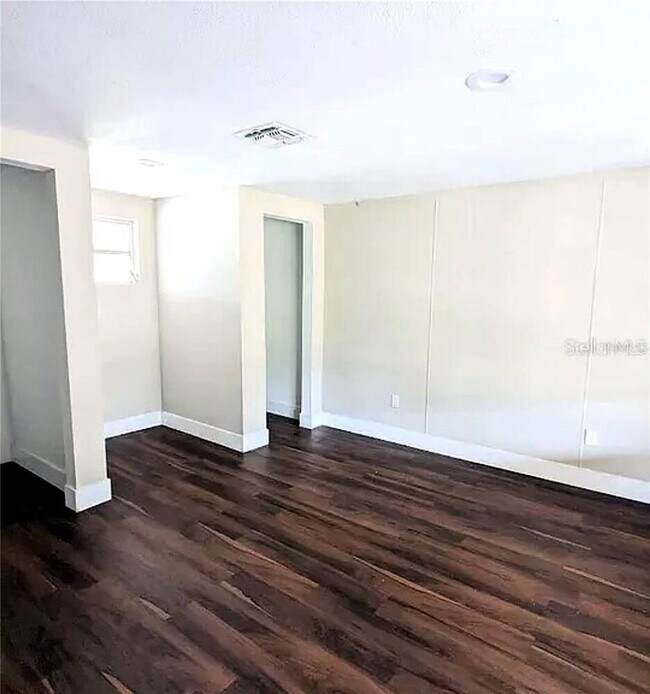 Building Photo - 2507 Coral Way
