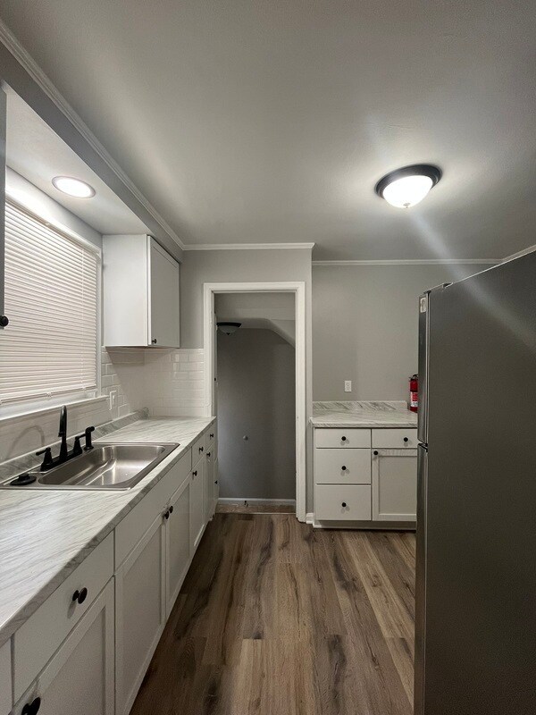 Foto del edificio - 1126 Mill St