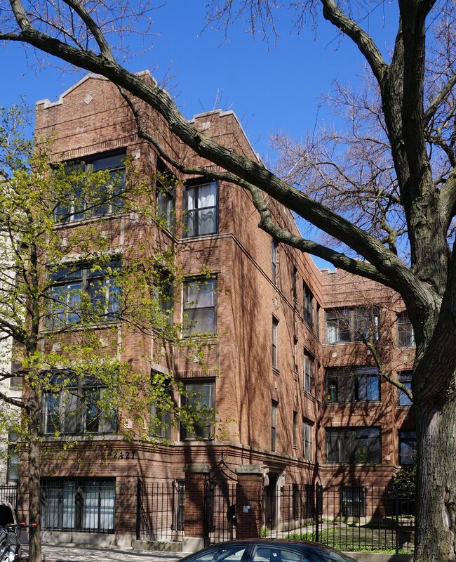 Building Photo - 2427 N Kedzie Blvd