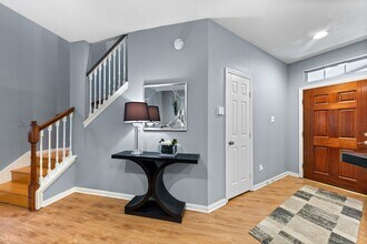 Building Photo - 30 Endor Forest Pl