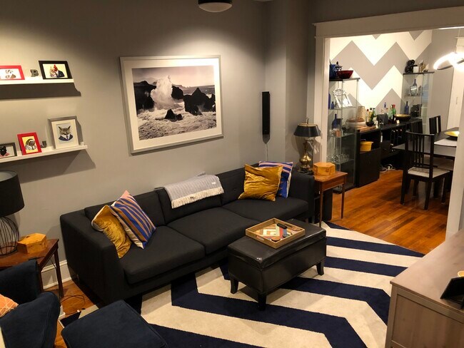 Foto del edificio - 1122 Owen Place NE