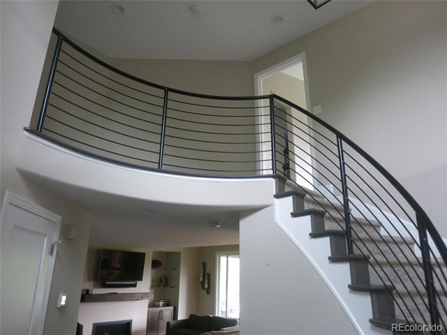 Building Photo - 9908 Silver Maple Rd