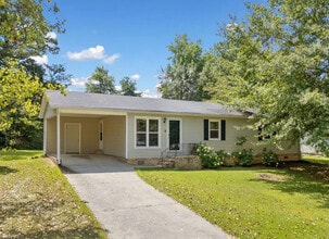 Building Photo - 6070 Pine Mountain Ct