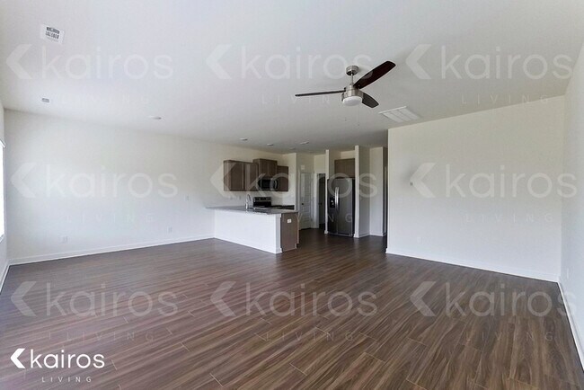 Foto del edificio - 6407 Upchurch Dr.