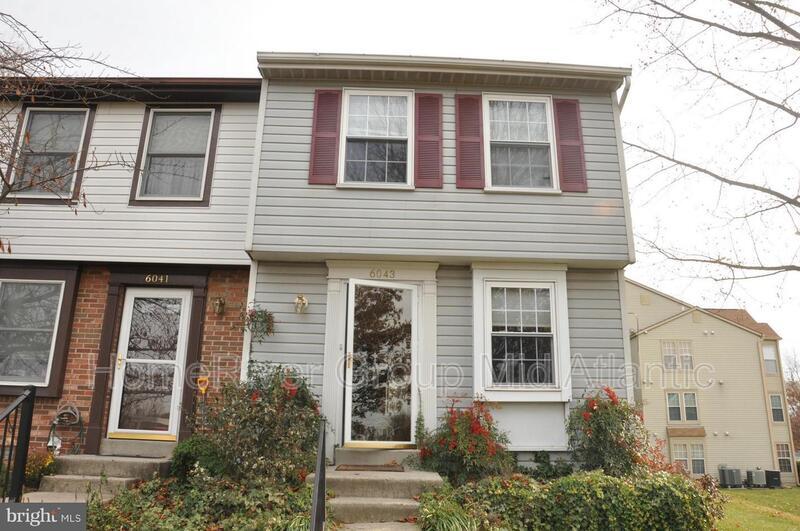 Primary Photo - 6043 Rowanberry Dr