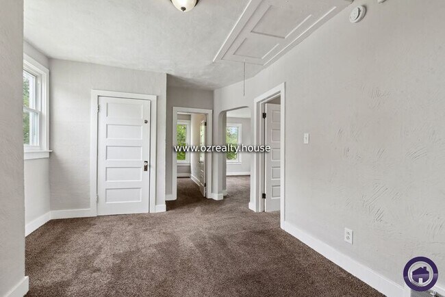 Foto del edificio - 1310 Almon Ave