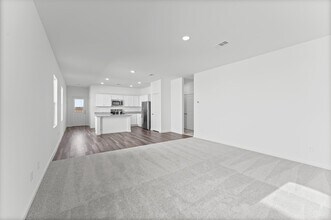 Building Photo - 8742 Vacek Xing Wy