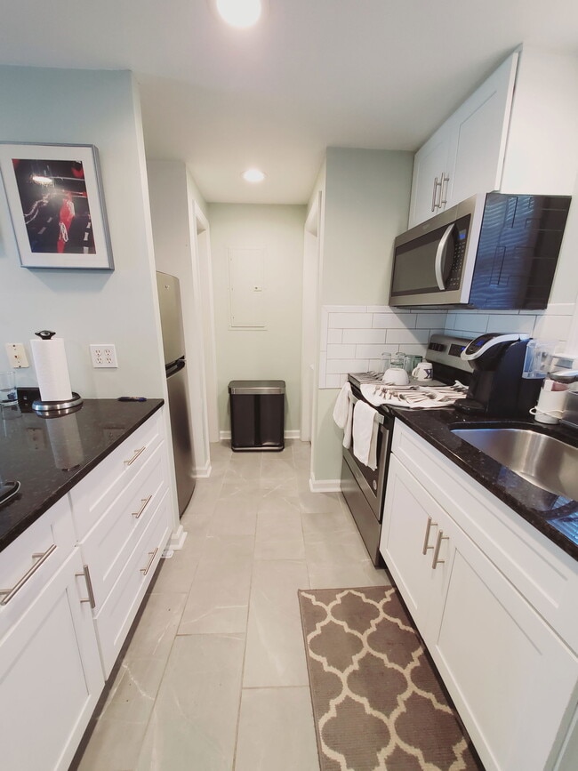 Photo - 11 Oscar St House