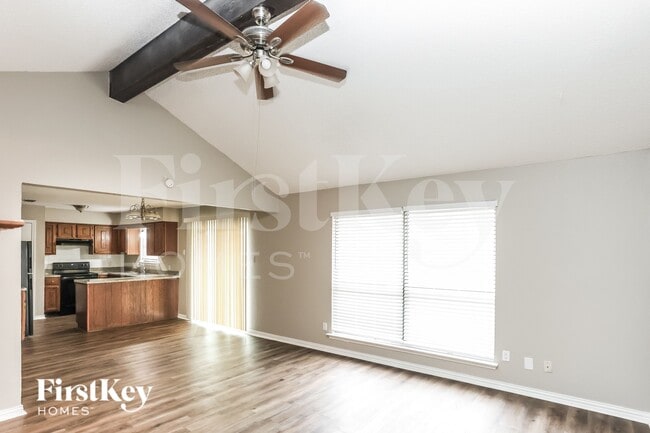 Foto del edificio - 231 Myrtle Dr