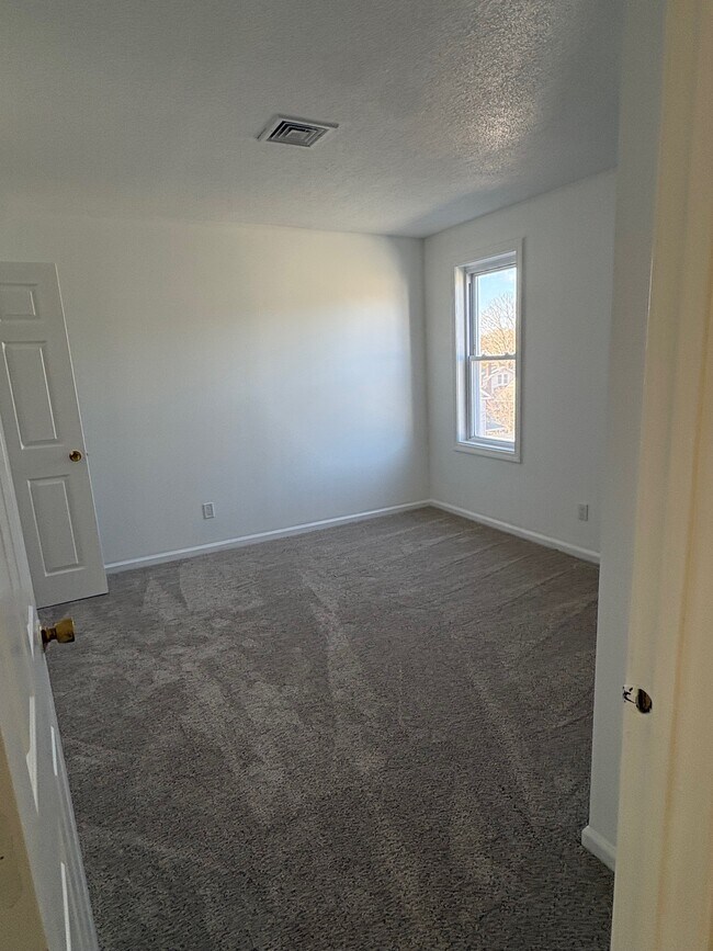 Un dormitorio - 1240 Whitney Ave