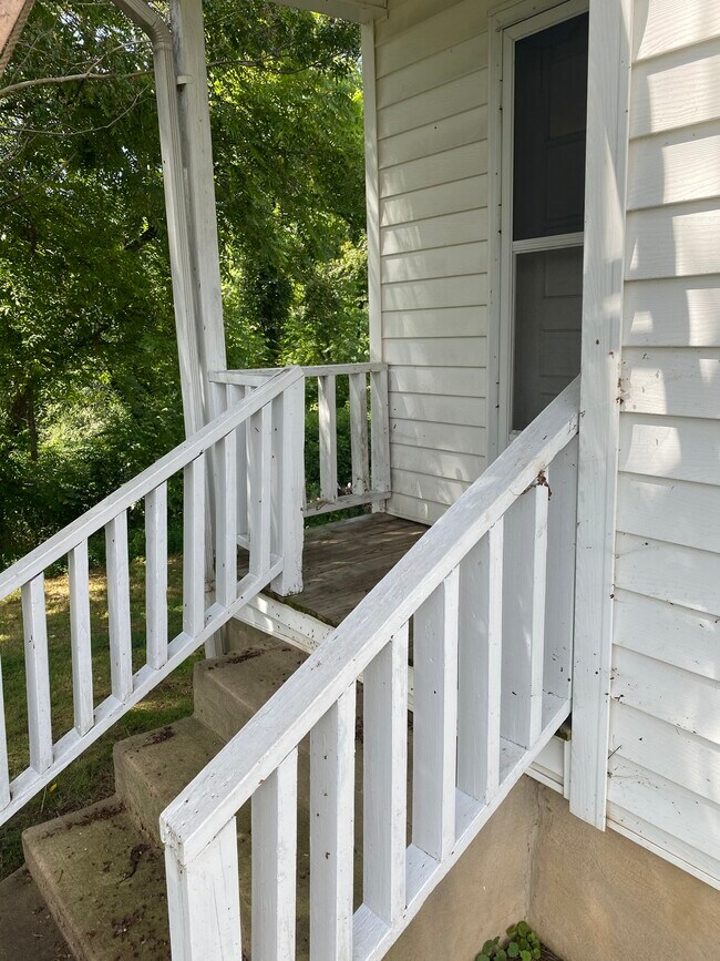 Foto del edificio - 112 Holland Dr