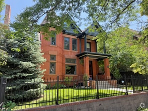 Building Photo - 1330 York St