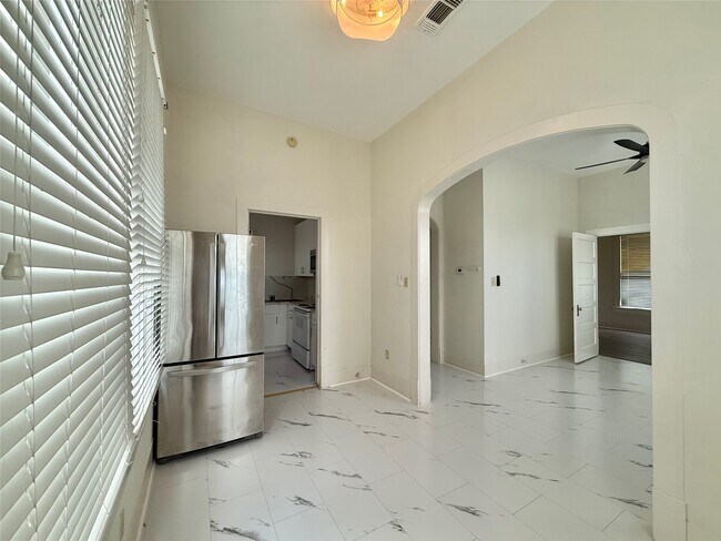 Foto del edificio - 1427 Church St