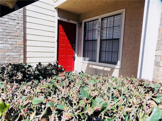 Building Photo - 4748 Old Bent Tree Ln