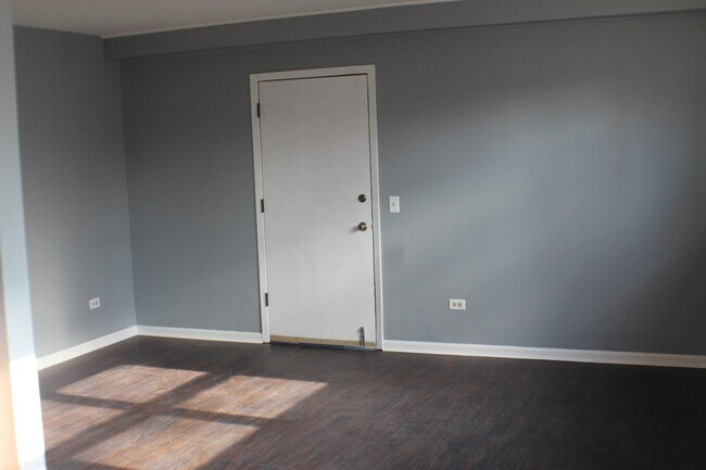 Building Photo - 3303 Colgate Ave