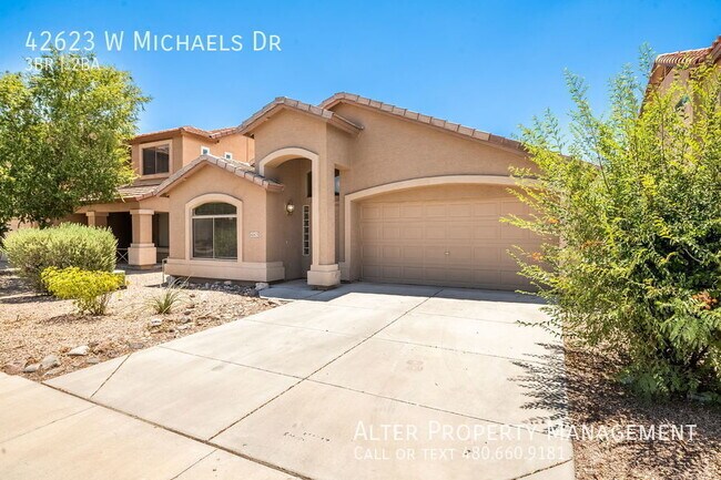 Foto del edificio - 42623 W Michaels Dr