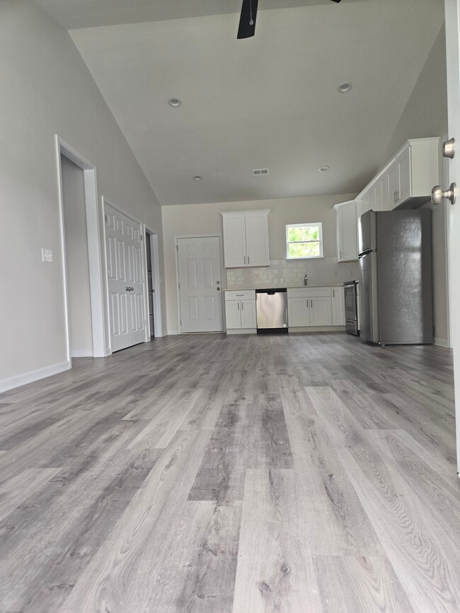 Building Photo - 3683 Rd