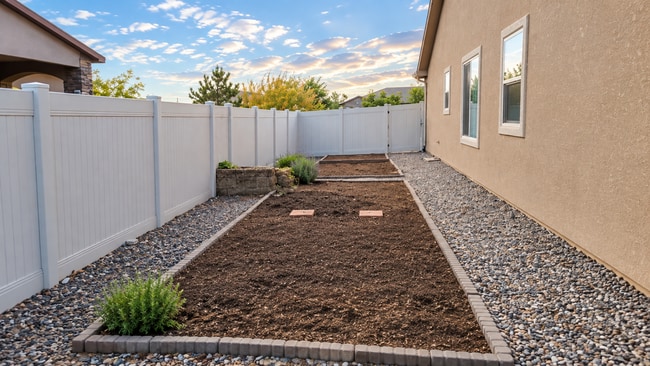 Building Photo - 2990 Lurvey Ln