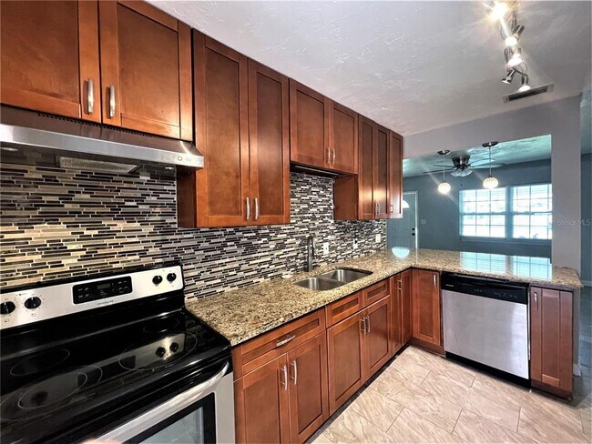 Foto del edificio - 5036 Oxford Ave N