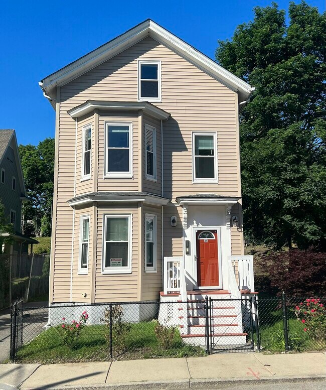 Photo - 35 Edgewood St Apartment