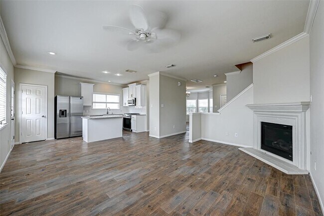Foto del edificio - 10820 South Lake Mist Lane
