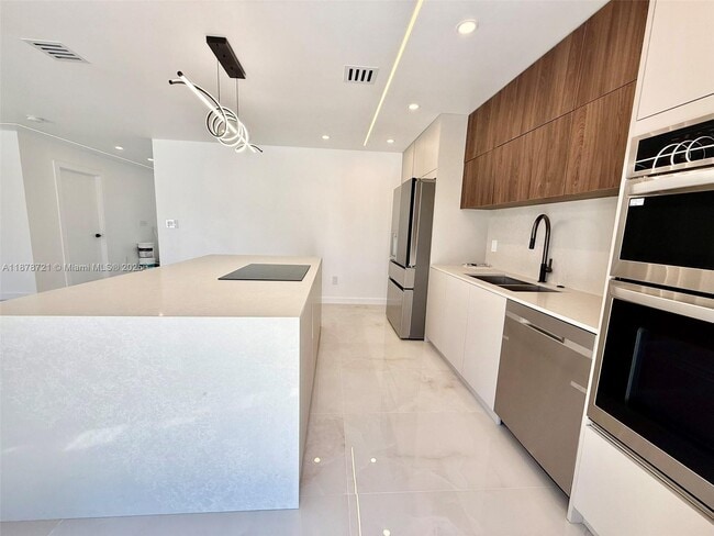 Foto del edificio - 3322 Coolidge St